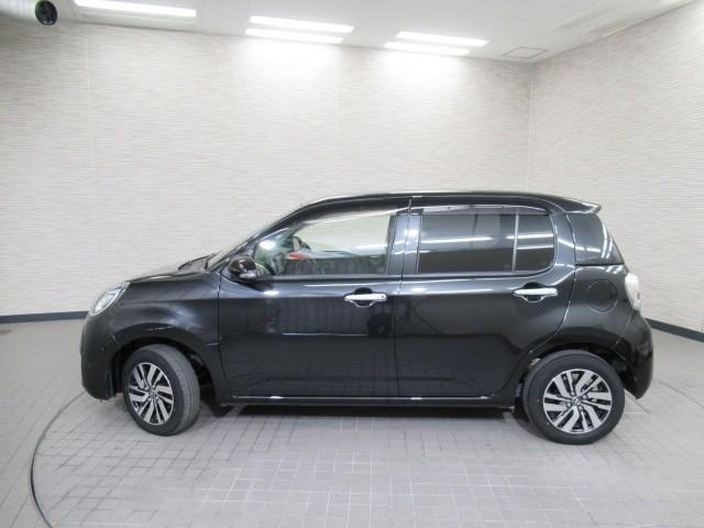 パッソ モーダ スマートキ 誤発進抑制機能 バックガイドモニター エアバック AS&G エアコン キーレス LED Wエアバッグ 横滑り防止 ナビTV 盗難防止システム ワンセグTV パワーステアリング メモリナビ(4枚目)