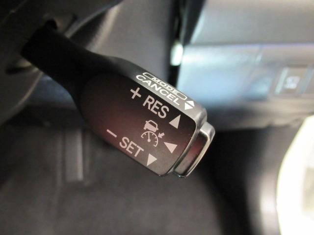 ハリアーハイブリッド プレミアム アドバンスドパッケージ Sキー 地デジ パワーウインドウ クルコン ナビ&TV LEDライト 電動シート 横滑防止装置 DVD再生 メモリーナビ オートエアコン キーフリー ABS ETC車載器 4WD カーテンエアバッグ(15枚目)