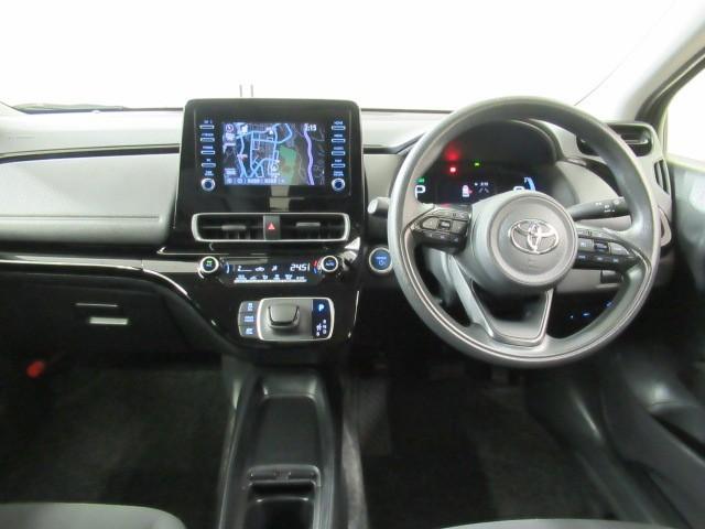 アクア Ｘ　踏み間違い防止　１００Ｖ　イモビ　ナビ＆ＴＶ　フルセグ　ＬＥＤヘッドライト　スマートキー　横滑り防止機能　キーレスエントリー　オートクルーズ　オートエアコン　ＥＴＣ　カーテンエアバッグ　ＡＢＳ（24枚目）