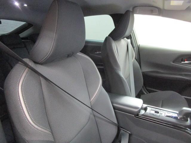 プリウス Ｇ　オートクルーズ　キーレス　オートエアコン　バックモニター　ナビ＆ＴＶ　メモリナビ　ＬＥＤヘッドランプ　アルミ　イモビ　ＡＢＳ　デュアルエアバック　横滑防止　パワーステアリング　ＥＴＣ車載器　フルセグ（10枚目）