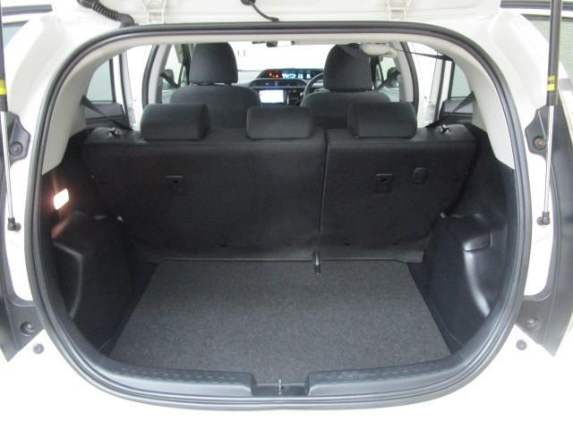 アクア Ｓスタイルブラック　バックモニタ－　ナビＴＶ　イモビライザー　ＬＥＤライト　スマートキープッシュスタート　１オーナー　ＥＴＣ付き　Ｗエアバッグ　キーフリ　メモリーナビゲーション　横滑り防止装置付き　１セグ　ＡＢＳ　ＰＳ（21枚目）