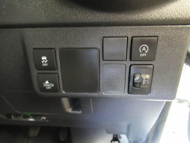 タウンエースバン ＤＸ　横滑防止装置　衝突軽減　運転席エアバッグ　エアコン　ＬＥＤヘッドライト　バックカメラ　Ｗエアバック　メモリーナビ　盗難防止システム　ＡＢＳ　ＥＴＣ　アイドリングストップ　ナビ（11枚目）