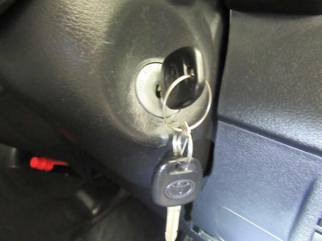 タウンエースバン ＤＸ　横滑防止装置　衝突軽減　運転席エアバッグ　エアコン　ＬＥＤヘッドライト　バックカメラ　Ｗエアバック　メモリーナビ　盗難防止システム　ＡＢＳ　ＥＴＣ　アイドリングストップ　ナビ（12枚目）