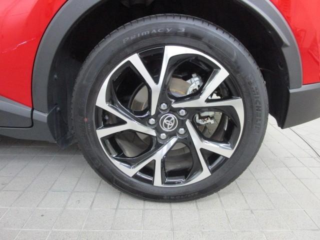 C-HR G 衝突軽減 ESC キーレスエントリー LEDライト Bカメ 盗難防止システム ナビ&TV ワンオ-ナ- 地デジ オートクルーズコントロール スマートキー アルミホイール フルオートエアコン ABS(6枚目)