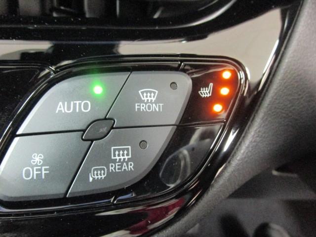 C-HR G 衝突軽減 ESC キーレスエントリー LEDライト Bカメ 盗難防止システム ナビ&TV ワンオ-ナ- 地デジ オートクルーズコントロール スマートキー アルミホイール フルオートエアコン ABS(21枚目)