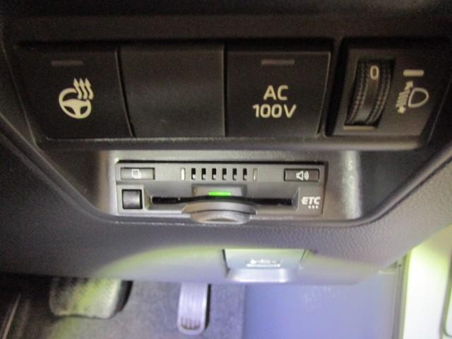 アクア Ｚ　ＬＥＤヘッドライト　スマートキー　１００Ｖ電源　イモビライザー　アルミホイール　オートクルーズコントロール　エアコン　ＥＳＣ　ナビ　カーテンエアバッグ　ＥＴＣ　キーレス　パワーウインドウ　ＡＢＳ（12枚目）