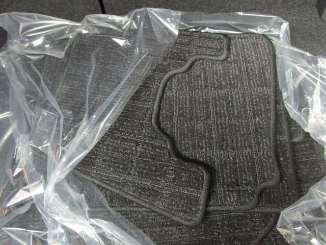 アクア Ｚ　ＬＥＤヘッドライト　スマートキー　１００Ｖ電源　イモビライザー　アルミホイール　オートクルーズコントロール　エアコン　ＥＳＣ　ナビ　カーテンエアバッグ　ＥＴＣ　キーレス　パワーウインドウ　ＡＢＳ（25枚目）