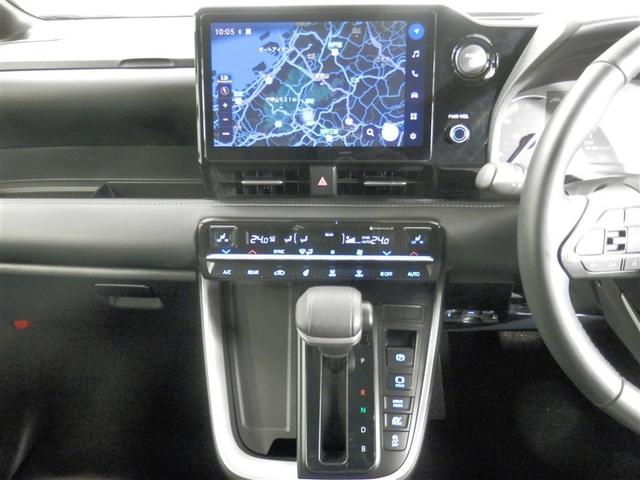 ノア ハイブリッドS-Z 横滑り防止機能 エアバッグ オートクルーズコントロール 地デジ 両側自動ドア ダブルエアコン スマートエントリー LEDランプ バックモニター メモリナビ 3列シート ETC付き ABS AC100V(18枚目)