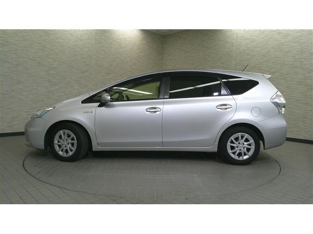 プリウスアルファ S スマキ- リモコンキー 横滑り防止装置付き PW Bカメラ ナビ・TV サイドエアB ワンオナ ETC車載器 ABS付き アルミホイール 1セグTV メモリーナビゲーション パワーステアリング イモビ(4枚目)