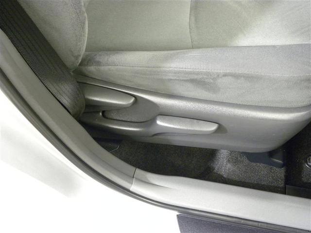 プリウスアルファ S スマキ- リモコンキー 横滑り防止装置付き PW Bカメラ ナビ・TV サイドエアB ワンオナ ETC車載器 ABS付き アルミホイール 1セグTV メモリーナビゲーション パワーステアリング イモビ(10枚目)