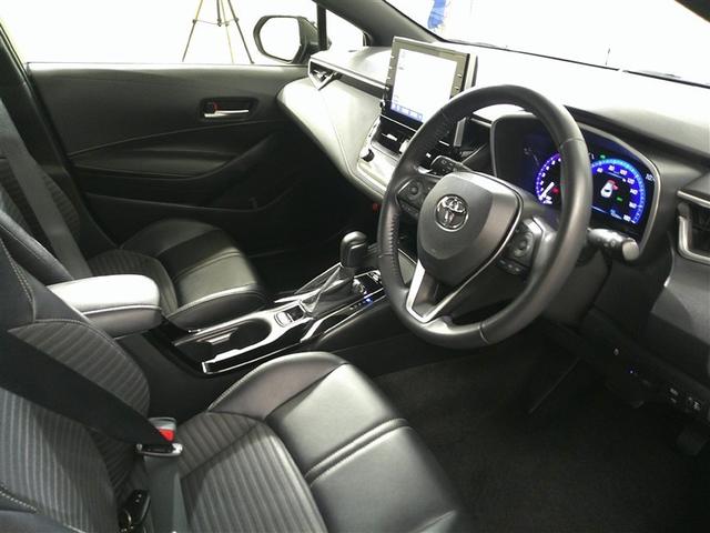 カローラスポーツ ハイブリッドＧ　スタイルパッケージ　衝突軽減ブレーキ　ＬＥＤライト　ナビ＆ＴＶ　エアコン　スマキー　横滑り防止装置　エアバッグ　盗難防止システム　アルミホイール　ワンオーナー　バックカメラ　フルセグＴＶ　ＥＴＣ　パワステ　キーレス（8枚目）