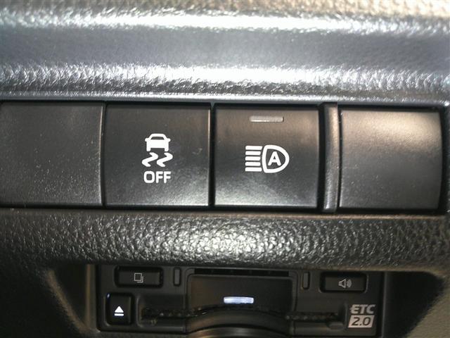 ハリアーハイブリッド Ｚ　レザーパッケージ　地デジ　横滑防止　盗難防止システム　Ｂモニター　革　ＬＥＤライト　パワーウィンドウ　クルコン　スマートキ－　助手席エアバック　パワーシート　エアバッグ　オートエアコン　ナビＴＶ　ＥＴＣ　メモリナビ（14枚目）