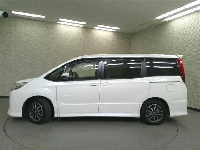 ノア Si 1オーナー プリクラッシュ 地デジ DVD視聴可 ダブルエアコン LEDヘットライト ETC付き 横滑り防止機能 ナビTV 三列シート AW AAC パワーウインドウ メモリーナビ ABS キーフリー(6枚目)