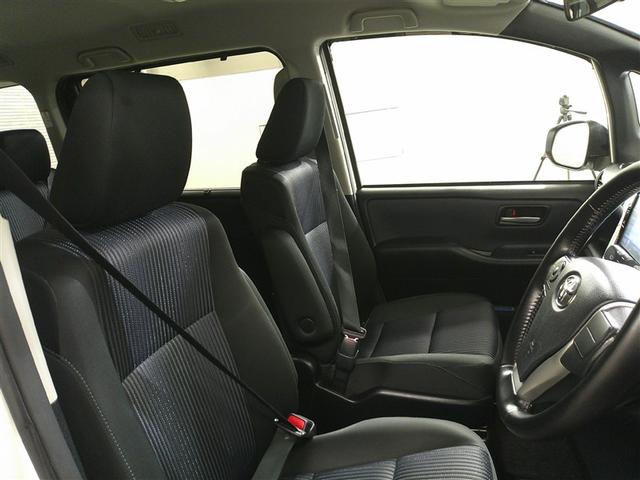 ノア Si 1オーナー プリクラッシュ 地デジ DVD視聴可 ダブルエアコン LEDヘットライト ETC付き 横滑り防止機能 ナビTV 三列シート AW AAC パワーウインドウ メモリーナビ ABS キーフリー(11枚目)