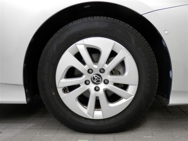 プリウス Sセーフティプラス 衝突回避システム Bモニター LEDライト クルコン ETC装備 スマートKEY ナビTV イモビライザー 横滑り防止機能 PW カーテンエアバッグ キーレスエントリー オ-トエアコン アルミ ABS(8枚目)