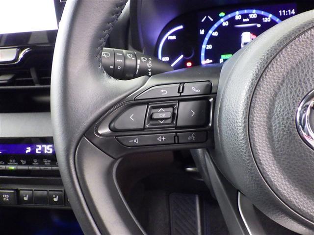 ヤリスクロス ハイブリッドＺ　インテリジェントキー　アルミホイル　ＬＥＤライト　１オ－ナ－　リアカメラ　ナビ　クルーズコントロール　横滑り防止システム　メモリーナビゲーション　電動シ－ト　パワステ　オートエアコン　キーフリー（16枚目）