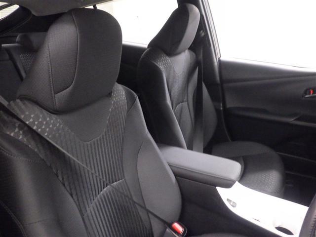 プリウス Ａ　衝突軽減ブレーキシステム　Ｂモニタ　ＬＥＤヘッド　クルーズコントロール　セキュリティー　スマートキー　パワーステアリング　ＥＴＣ　アルミホイル　オートエアコン　ＳＲＳ　ＡＢＳ　パワーウィンドウ　ＶＳＣ（11枚目）