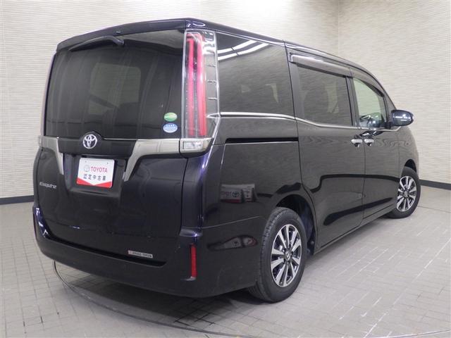 エスクァイア Gi プレミアムパッケージ フルセグテレビ ワンオーナー オートクルーズコントロール DVD再生 Bカメラ デュアルエアコン LEDヘッドライト エアバッグ メモリナビ 両側パワースライドドア ETC ABS アルミ 3列シート(6枚目)