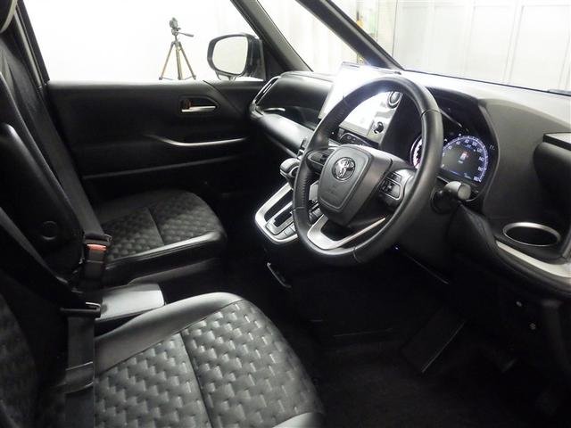 ヴォクシー Ｓ－Ｚ　ＡＡＣ　バックビューモニター　サイドエアバック　横滑り防止　ワンオーナ　パワーウィンドウ　Ｗエアコン　ナビ＆ＴＶ　アルミホイール　メモリナビ　ＥＴＣ車載器　ＬＥＤライト　キーレス　盗難防止システム（9枚目）