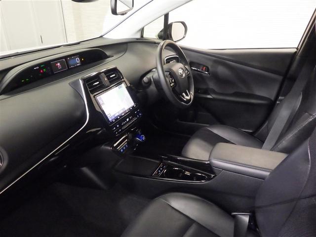 プリウス Ａプレミアム　ブレーキサポート　本革　アクティブクルーズコントロール　ＬＥＤヘッド　ＡＣ１００Ｖ　地デジＴＶ　Ｂモニター　パワーシート　メモリナビ　ＥＴＣ　キーレスエントリー　ＡＣ　スマキー　ＤＶＤ　１オーナー（32枚目）