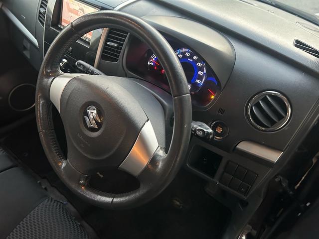 ワゴンＲスティングレー Ｘ　ナビ　ＴＶ　ＥＴＣ　スマートキー　プッシュスタート　オートエアコン　電動格納ミラー　アルミホイール（9枚目）