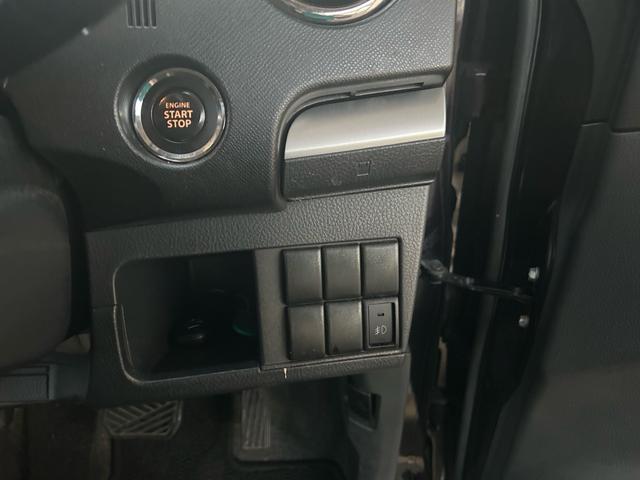 ワゴンＲスティングレー Ｘ　ナビ　ＴＶ　ＥＴＣ　スマートキー　プッシュスタート　オートエアコン　電動格納ミラー　アルミホイール（11枚目）