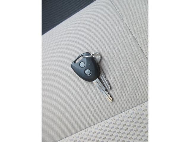 お買得な【軽自動車】をメインに、２０台以上展示しております。お客様のカーライフをしっかりサポート致します。お客様のご来店、心よりお待ちしております。