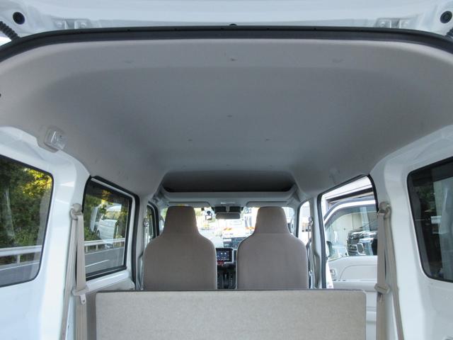 ＮＶ１００クリッパーバン ＤＸ　ＧＬセーフティパッケージ　社外ナビＴＶ　ＥＴＣ　エマージェンシーブレーキ　キーレス　コーナーセンサー　オートライト　車線逸脱警報　ヘッドライトレベライザー　格納ミラー　オーバーヘッドコンソール（41枚目）