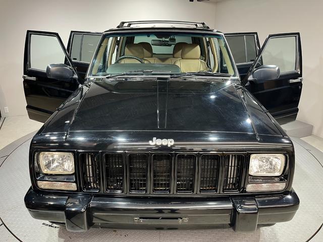 ジープ・チェロキー リミテッド　リミテッド　後期リミテッド・４ＷＤ・純正１６アルミつや消し黒塗装・ナビ・ドラレコ・リアルベージュレザー・ブラック（12枚目）