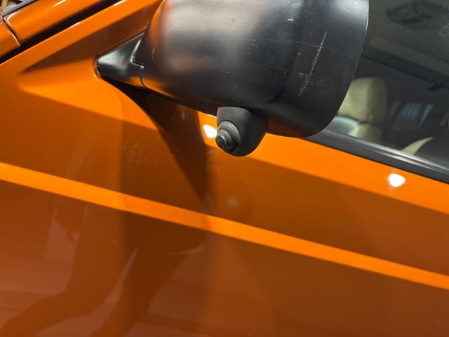 ジープ・チェロキー スポーツ　【チェロキー（ＸＪ・７ＭＸ）専門店】後期スポーツ・４ＷＤ・フロントカメラ・サイドカメラ・デジタルインナーミラー兼ドラレコ・リヤカメラ・２インチリフトアップ・ＵＶカットフィルム・メタリックオレンジ（51枚目）