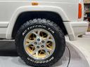 リミテッド　後期リミテッド・４ＷＤ・新品ＢＦグッドリッチオールテレーンタイヤ・グラチェロ純正アルミ・レザー調シートカバー・ストーンホワイト（37枚目）