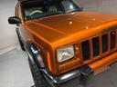 スポーツ　【チェロキー（ＸＪ・７ＭＸ）専門店】後期スポーツ・４ＷＤ・フロントカメラ・サイドカメラ・デジタルインナーミラー兼ドラレコ・リヤカメラ・２インチリフトアップ・ＵＶカットフィルム・メタリックオレンジ（47枚目）