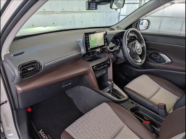 ヤリスクロス ハイブリッドZ 全方位カメラ ドラレコ ナビ ETC ステアリングヒーター ワンオーナー(13枚目)