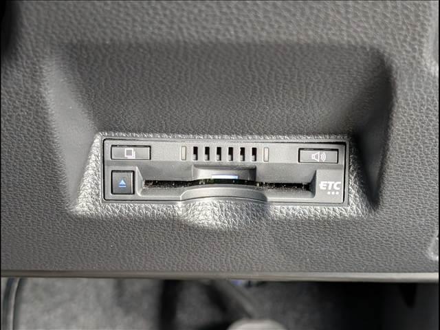 ヤリスクロス ハイブリッドZ 全方位カメラ ドラレコ ナビ ETC ステアリングヒーター ワンオーナー(18枚目)