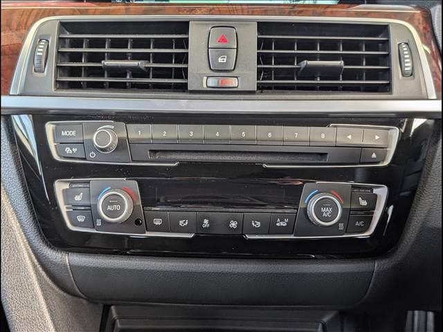 3シリーズ 320iツーリング ラグジュアリー 純正ナビ バックカメラ 革シート(16枚目)