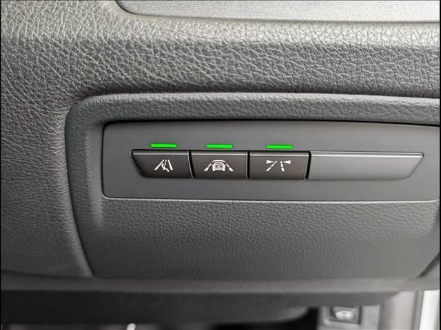 3シリーズ 320iツーリング ラグジュアリー 純正ナビ バックカメラ 革シート(18枚目)