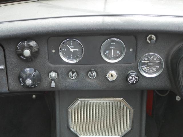 ＭＧＢ ＭＫ－Ｉ　４ＭＴ　右ハンドル（60枚目）