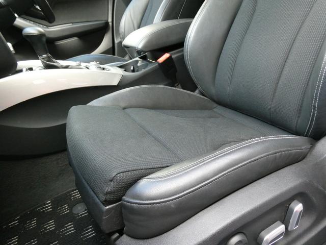 Ｑ５ ２．０ＴＦＳＩクワトロ　Ｓラインパッケージ　アダプティブクルーズコントロール　８速ティプトロニック　ハーフレザー　純正ナビ・ＴＶ・Ｂカメラ　ドラレコ　パワーバックドア　スマートキー　記録簿（40枚目）