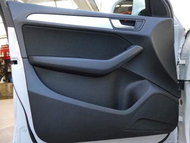 Ｑ５ ２．０ＴＦＳＩクワトロ　Ｓラインパッケージ　アダプティブクルーズコントロール　８速ティプトロニック　ハーフレザー　純正ナビ・ＴＶ・Ｂカメラ　ドラレコ　パワーバックドア　スマートキー　記録簿（47枚目）