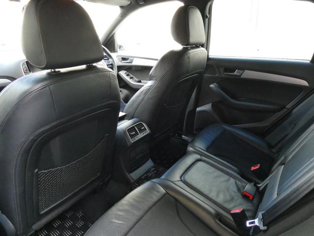 Ｑ５ ２．０ＴＦＳＩクワトロ　Ｓラインパッケージ　アダプティブクルーズコントロール　８速ティプトロニック　ハーフレザー　純正ナビ・ＴＶ・Ｂカメラ　ドラレコ　パワーバックドア　スマートキー　記録簿（48枚目）
