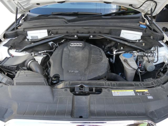 Ｑ５ ２．０ＴＦＳＩクワトロ　Ｓラインパッケージ　アダプティブクルーズコントロール　８速ティプトロニック　ハーフレザー　純正ナビ・ＴＶ・Ｂカメラ　ドラレコ　パワーバックドア　スマートキー　記録簿（78枚目）