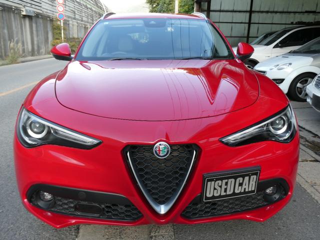 ステルヴィオ ２．２ターボ　ディーゼルＱ４　４ＷＤ　本革シート　アダプティブクルーズコントロール　パドルシフト　ディスプレイオーディオ　電動リヤゲート　スマートキー　記録簿　スペアキー（6枚目）