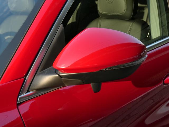 ステルヴィオ ２．２ターボ　ディーゼルＱ４　４ＷＤ　本革シート　アダプティブクルーズコントロール　パドルシフト　ディスプレイオーディオ　電動リヤゲート　スマートキー　記録簿　スペアキー（13枚目）