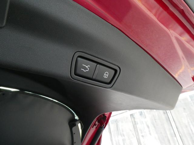 ステルヴィオ ２．２ターボ　ディーゼルＱ４　４ＷＤ　本革シート　アダプティブクルーズコントロール　パドルシフト　ディスプレイオーディオ　電動リヤゲート　スマートキー　記録簿　スペアキー（40枚目）