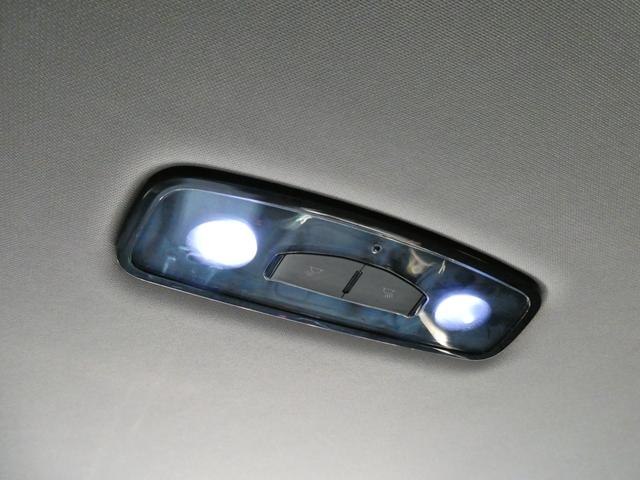 ステルヴィオ ２．２ターボ　ディーゼルＱ４　４ＷＤ　本革シート　アダプティブクルーズコントロール　パドルシフト　ディスプレイオーディオ　電動リヤゲート　スマートキー　記録簿　スペアキー（54枚目）