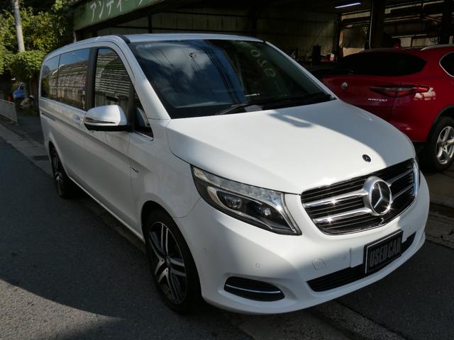 Vクラス V220d アバンギャルド ロング レーダーセーフティPKG 360°カメラ 本革シート リヤツインモニター 電動両側スライドドア パワーバックゲート 純正ナビ・TV・バックカメラ 衝突軽減ブレーキ レーンキープアシスト ディストロ(7枚目)