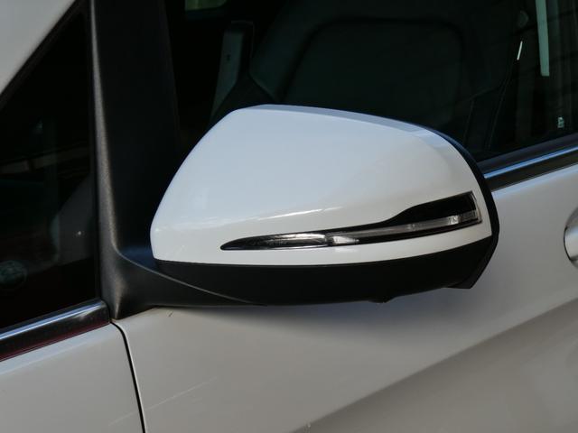 Vクラス V220d アバンギャルド ロング レーダーセーフティPKG 360°カメラ 本革シート リヤツインモニター 電動両側スライドドア パワーバックゲート 純正ナビ・TV・バックカメラ 衝突軽減ブレーキ レーンキープアシスト ディストロ(13枚目)