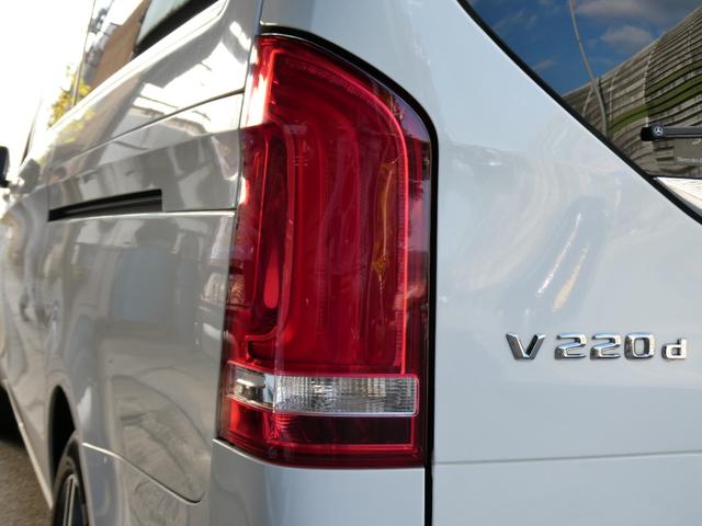 Vクラス V220d アバンギャルド ロング レーダーセーフティPKG 360°カメラ 本革シート リヤツインモニター 電動両側スライドドア パワーバックゲート 純正ナビ・TV・バックカメラ 衝突軽減ブレーキ レーンキープアシスト ディストロ(29枚目)