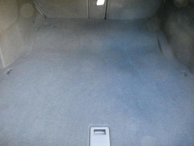 Ｃクラス Ｃ４３　４マチッククーペ　Ｃ４３　４マチッククーペ（４名）　レーダーセーフティＰＫＧ　Ｂカメラ　レザーシート＆ヒーター　純正１９ＡＷ　純正ナビ・ＴＶ　保証書　取扱説明書　記録簿　スペアキー　９速ＡＴ（35枚目）