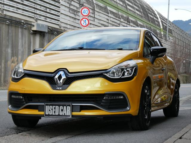 ルーテシア ルノースポール　シャシーカップ　１．６Ｌターボエンジン　ＲＳモード　純正バケットシート　ＥＴＣ　クルーズコントロール　パドルシフト　純正アルミホイル　バスフレックススピーカー（4枚目）